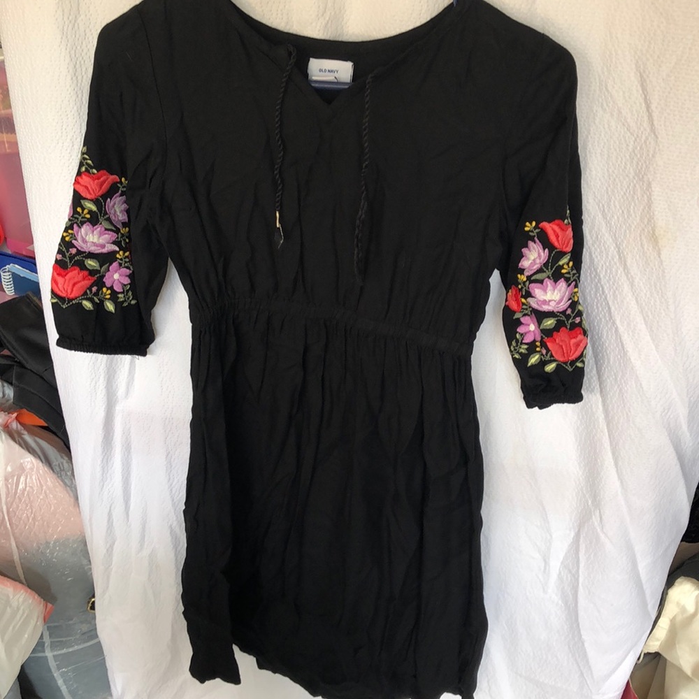 Girls floral mid sleeve dress